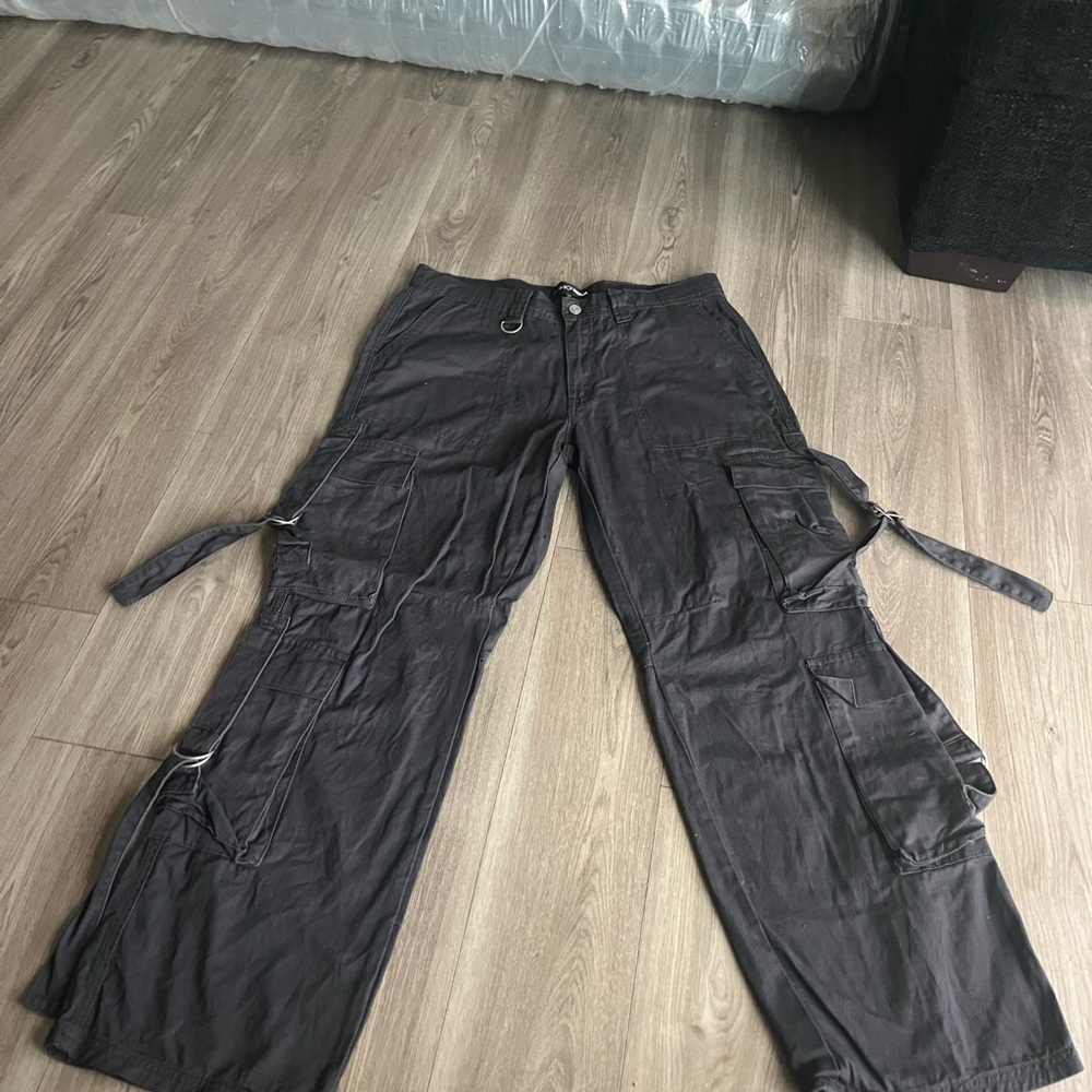 Fashion Nova Dark Gray Women's Cargo Pants
